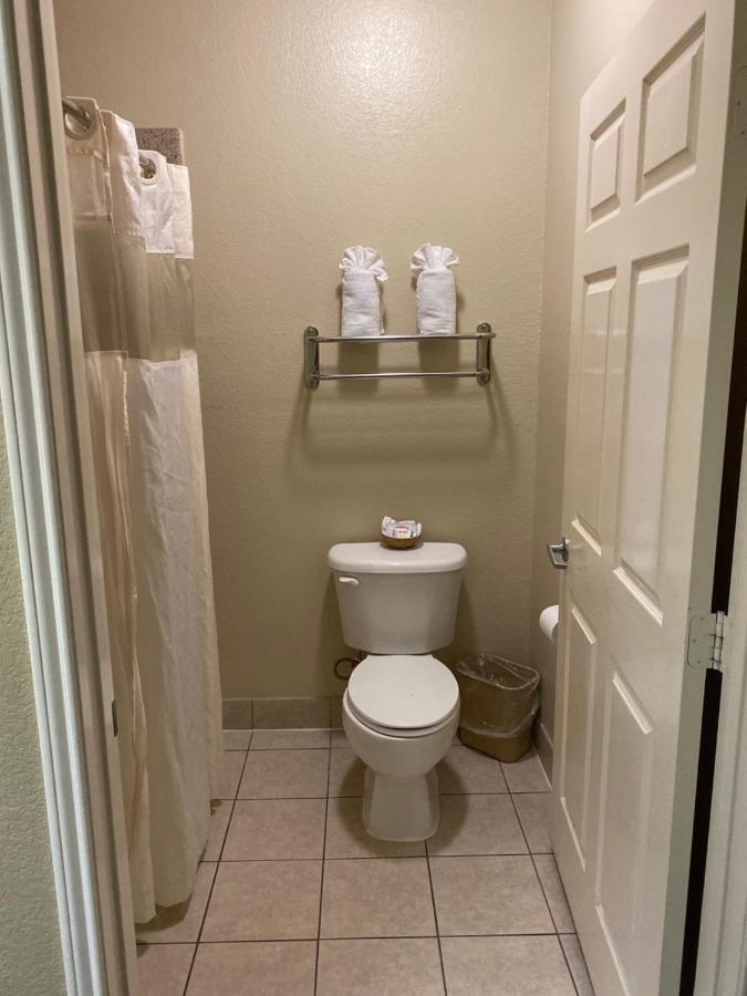 Lotus Inn Pearland Kültér fotó