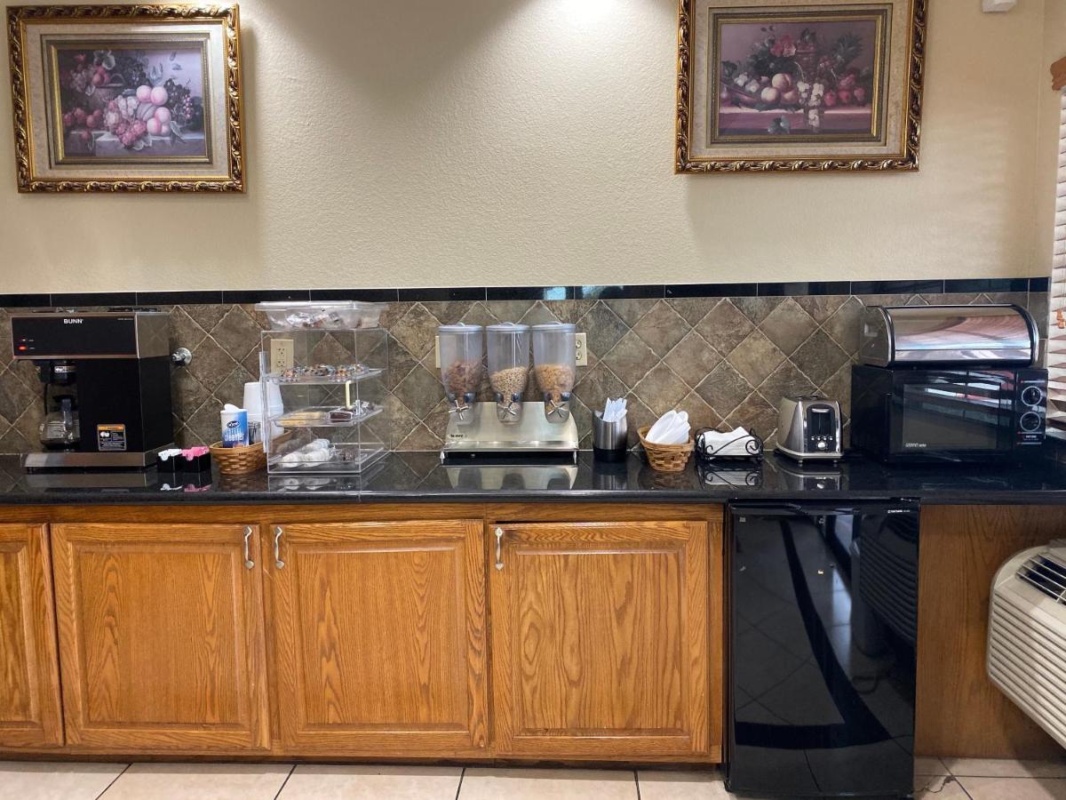 Lotus Inn Pearland Kültér fotó